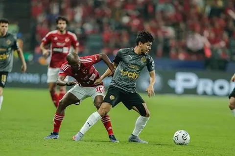 محمد شكري: لم يتواصل معي أي شخص من الأهلي